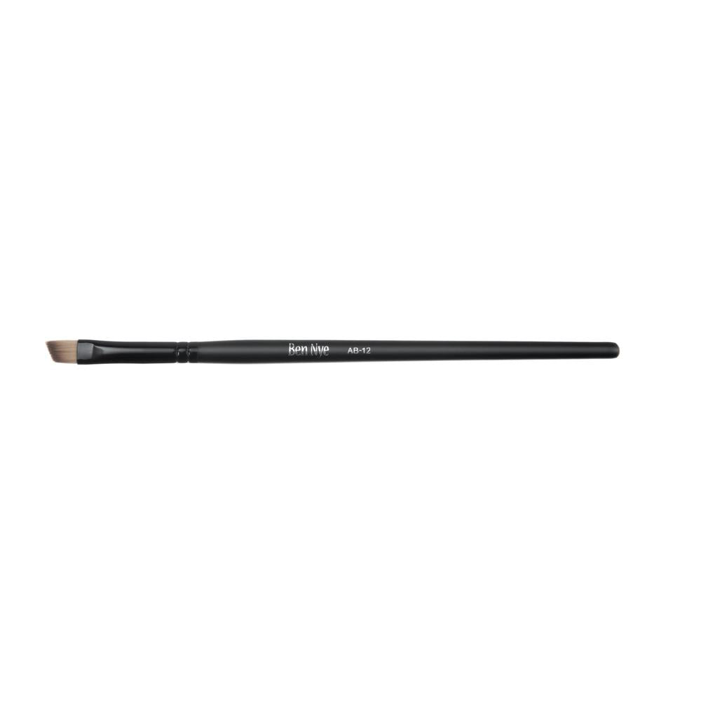 Ben Nye AB-12 Angle Brush Extra Wide - Backstage Beauty Finland