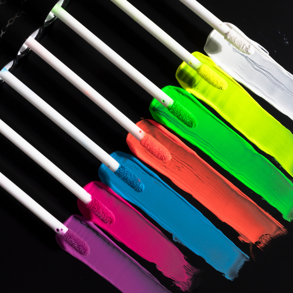 BPerfect SUPREME VELVET - BRIGHT LIQUID LIPS huuli- ja silmämeikkivärit