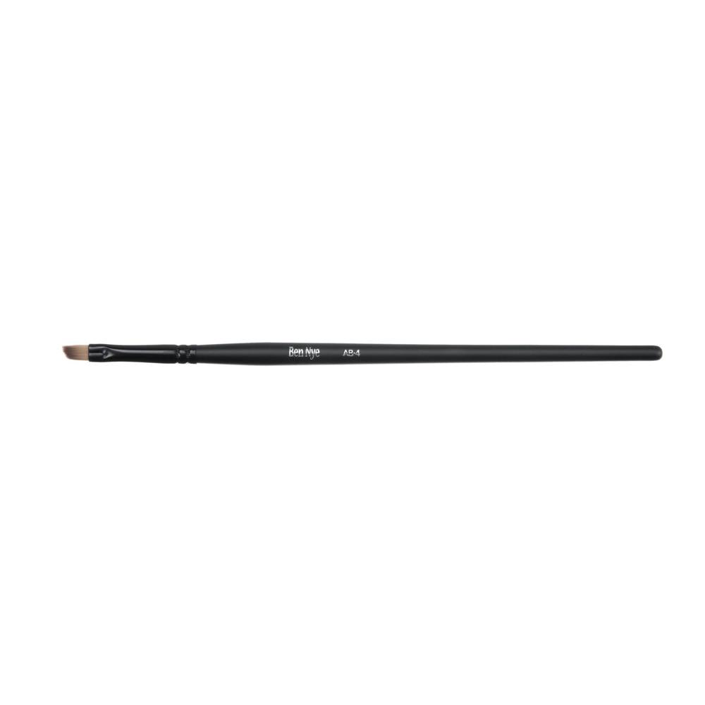 AB-4 Angle Brush Medium - Backstage Beauty Finland
