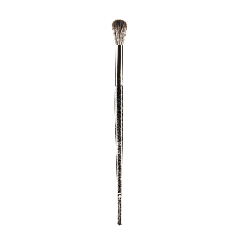 BPerfect BPF01 - Large Highlight Brush (korostusvärisivellin)-Backstage Beauty Finland