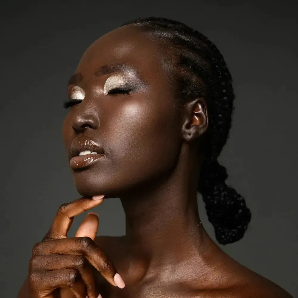 BPerfect GRAVITY luomiväripaletti-Backstage Beauty Finland