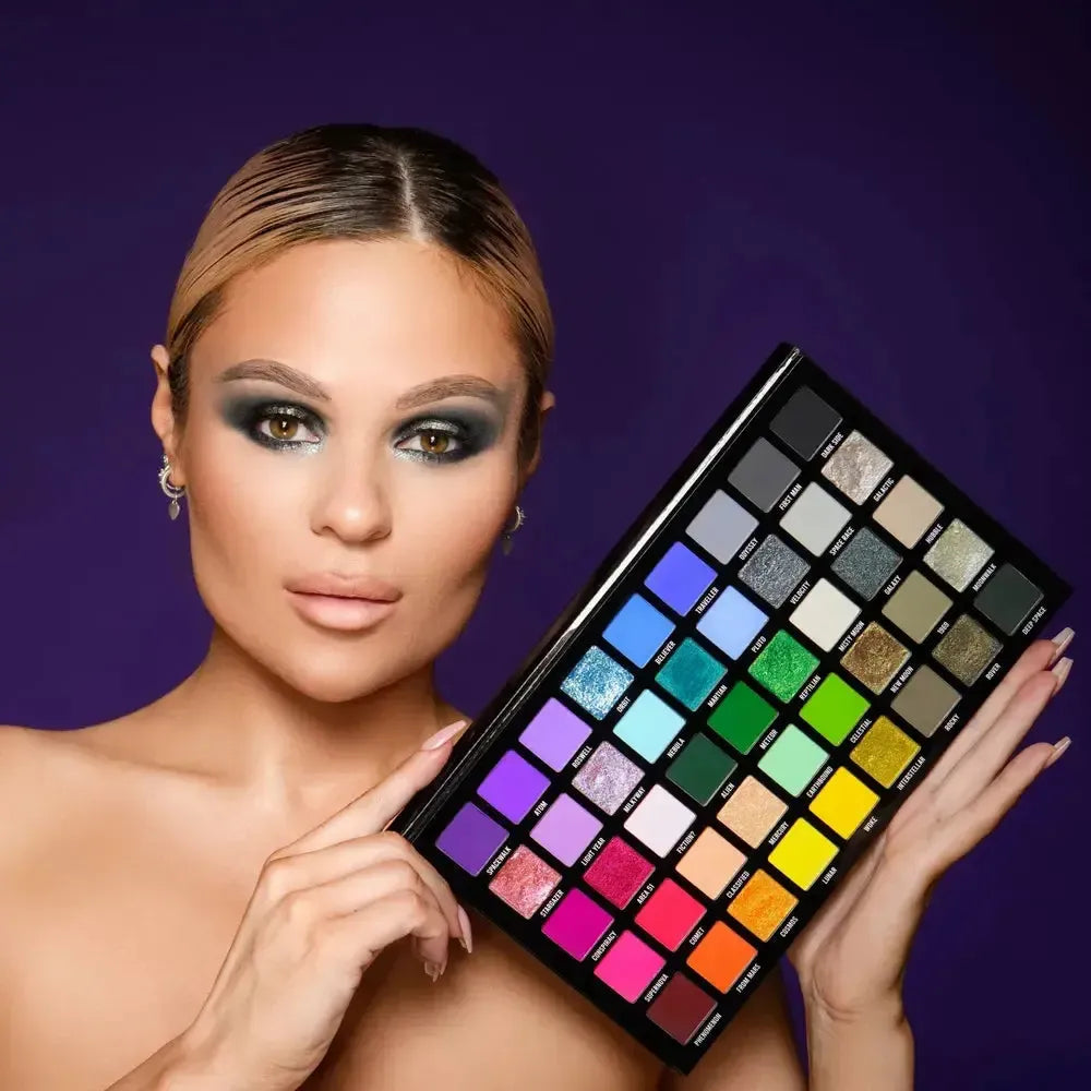 BPerfect x Stacey Marie - Carnival V Interstellar luomiväripaletti - Backstage Beauty Finland