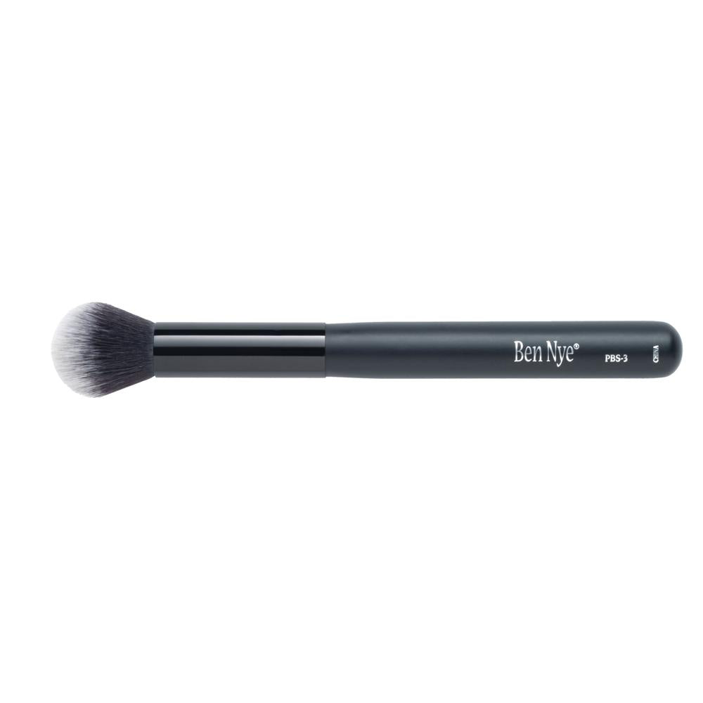 PBS-3 Ben Nye Complexion Brush meikkisivellin - Backstage Beauty Finland