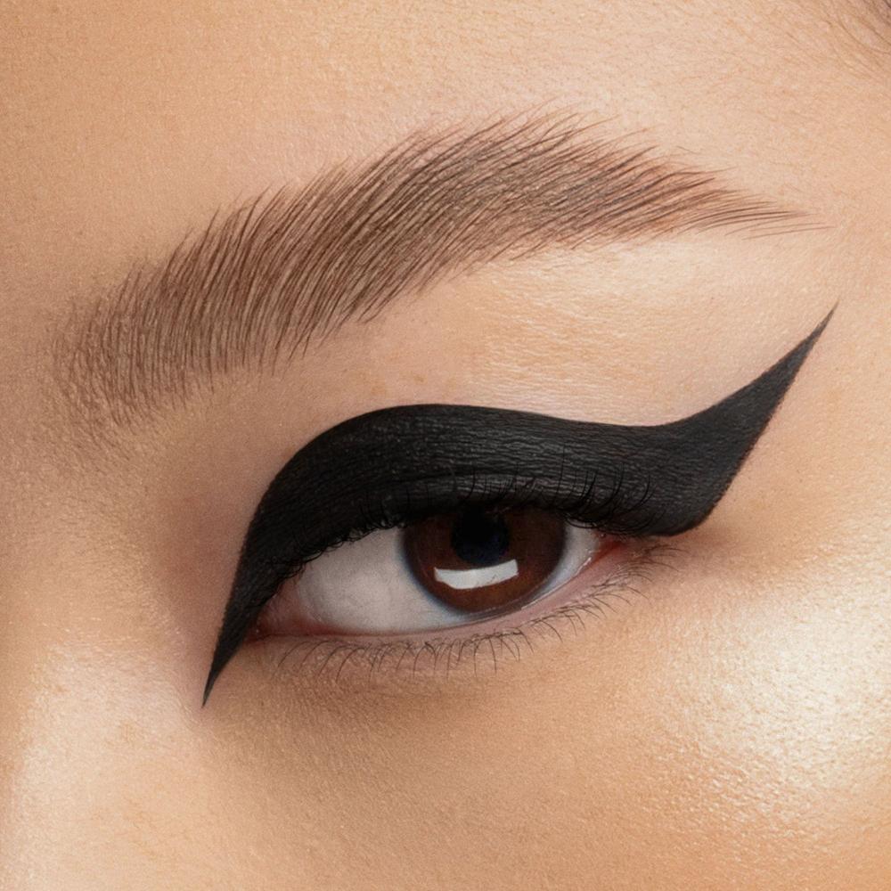 BPerfect Potted Gelousy - geelimäinen eyeliner-Backstage Beauty Finland