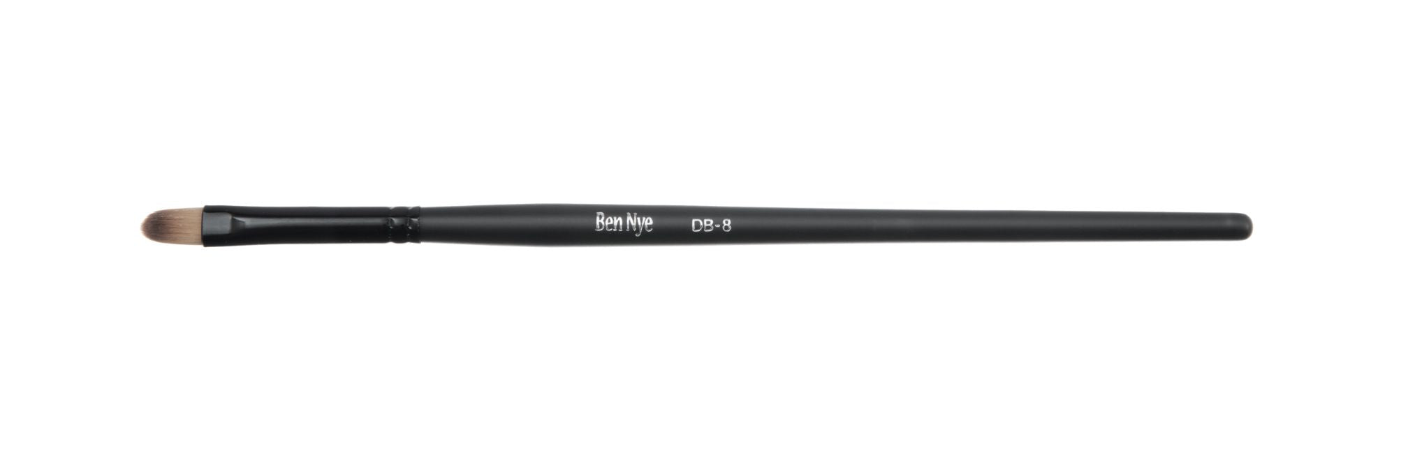 Ben Nye Dome Brush Medium peiteväri-/ huulipunasivellin (DB-8) - Backstage Beauty Finland
