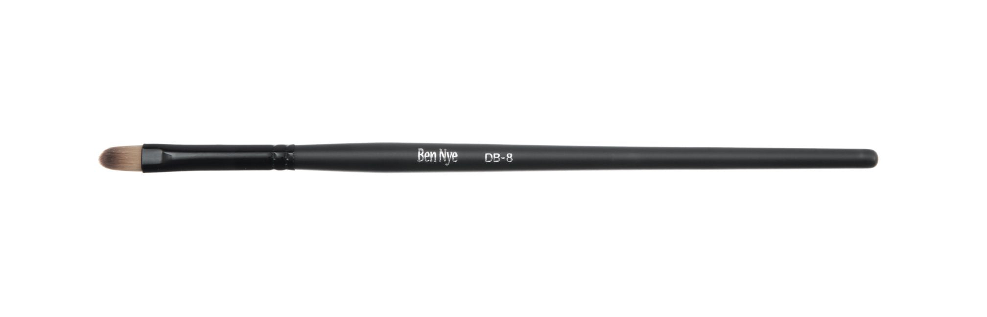 Ben Nye Dome Brush Medium peiteväri-/ huulipunasivellin (DB-8)